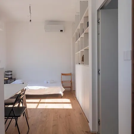 I Host - Ennio 9 Apartment *