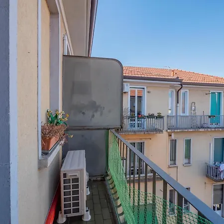 I Host - Ennio 9 Apartment