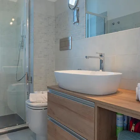 I Host - Ennio 9 Apartment *